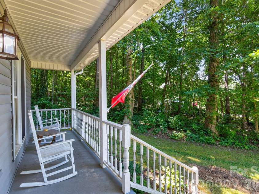 163 Canaan Drive, Candler, NC 28715.  MLS# CAR4395020, YatesRealty ID 31269. 