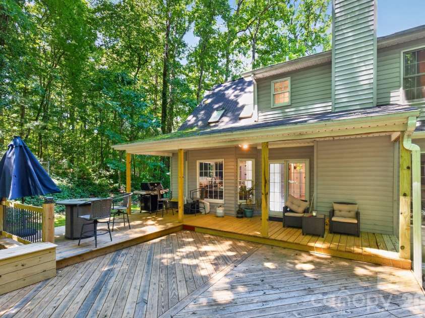 163 Canaan Drive, Candler, NC 28715.  MLS# CAR4395020, YatesRealty ID 31269. 