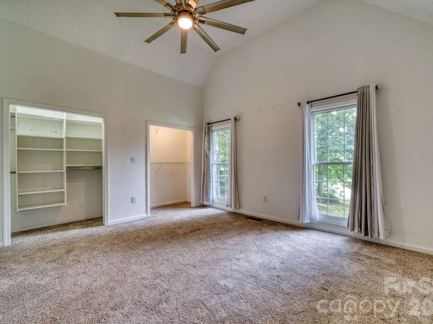 163 Canaan Drive, Candler, NC 28715.  MLS# CAR4426253, YatesRealty ID 31269. 