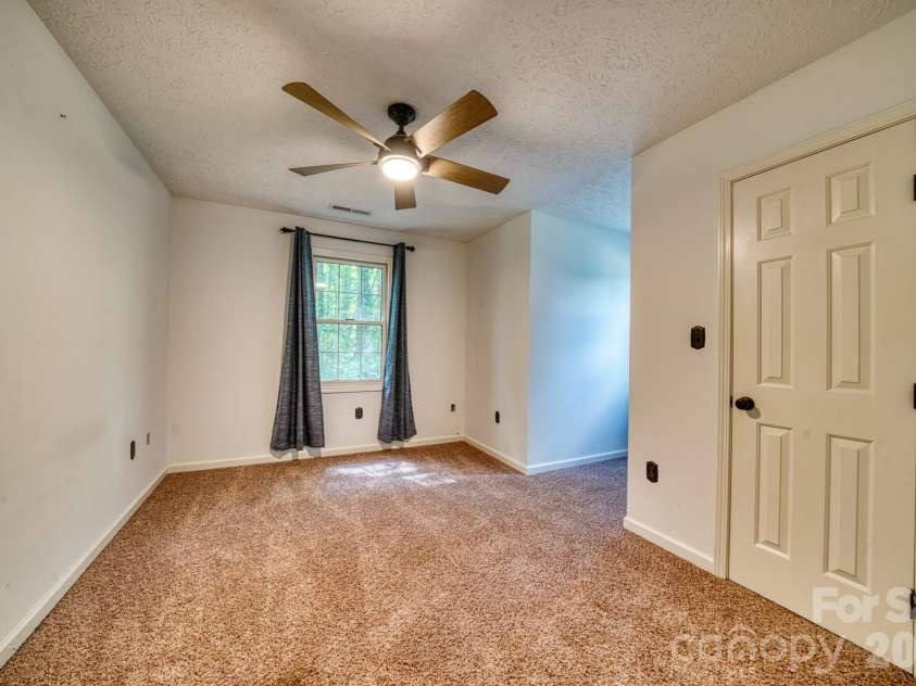 163 Canaan Drive, Candler, NC 28715.  MLS# CAR4426253, YatesRealty ID 31269. 