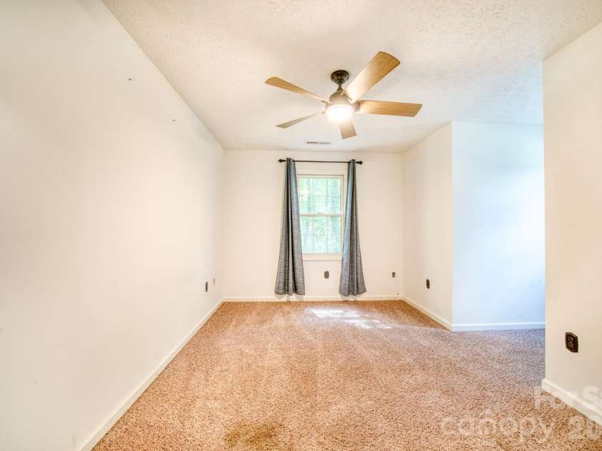 163 Canaan Drive, Candler, NC 28715.  MLS# CAR4426253, YatesRealty ID 31269. 