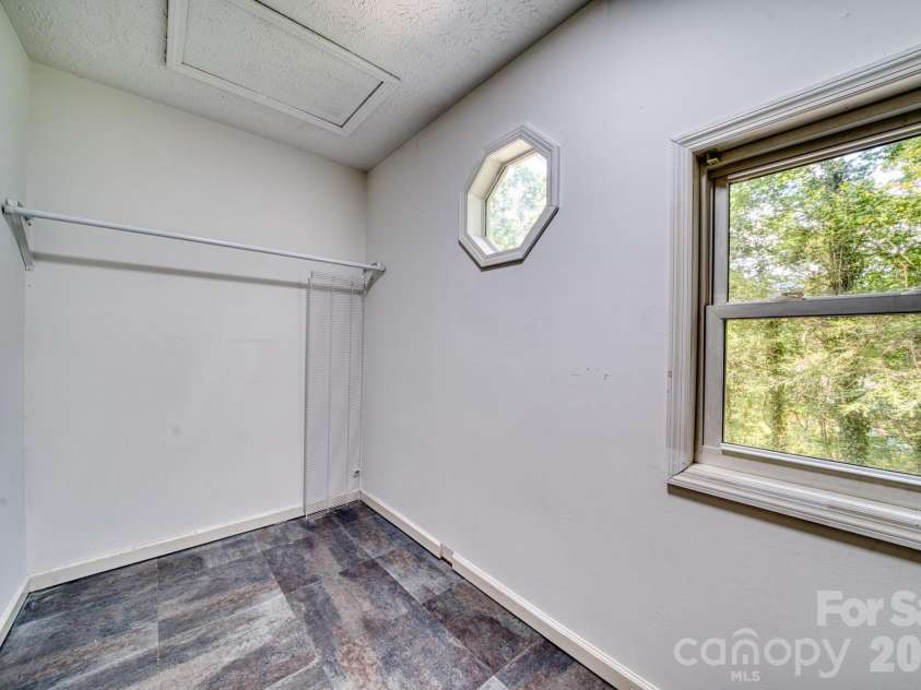 163 Canaan Drive, Candler, NC 28715.  MLS# CAR4426253, YatesRealty ID 31269. 