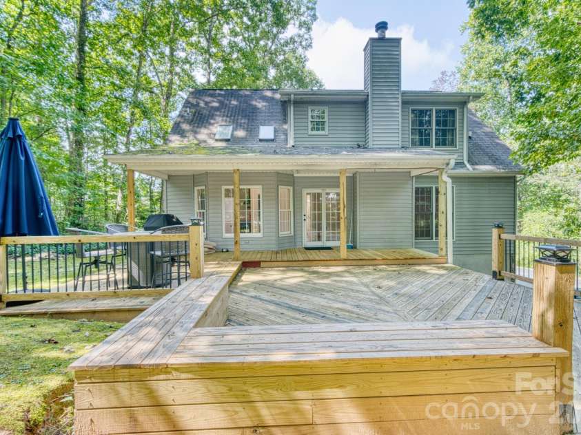163 Canaan Drive, Candler, NC 28715.  MLS# CAR4426253, YatesRealty ID 31269. 