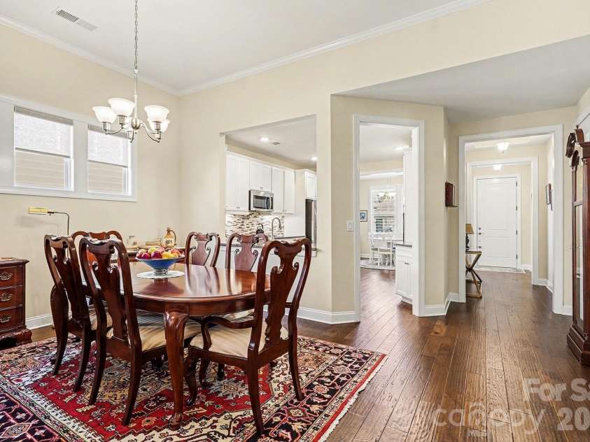 8407 Festival Way, Charlotte, NC 28215.  MLS# CAR4330612, YatesRealty ID 3127. 