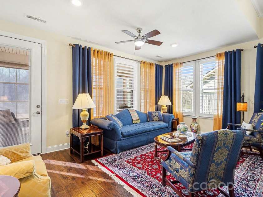 8407 Festival Way, Charlotte, NC 28215.  MLS# CAR4330612, YatesRealty ID 3127. 