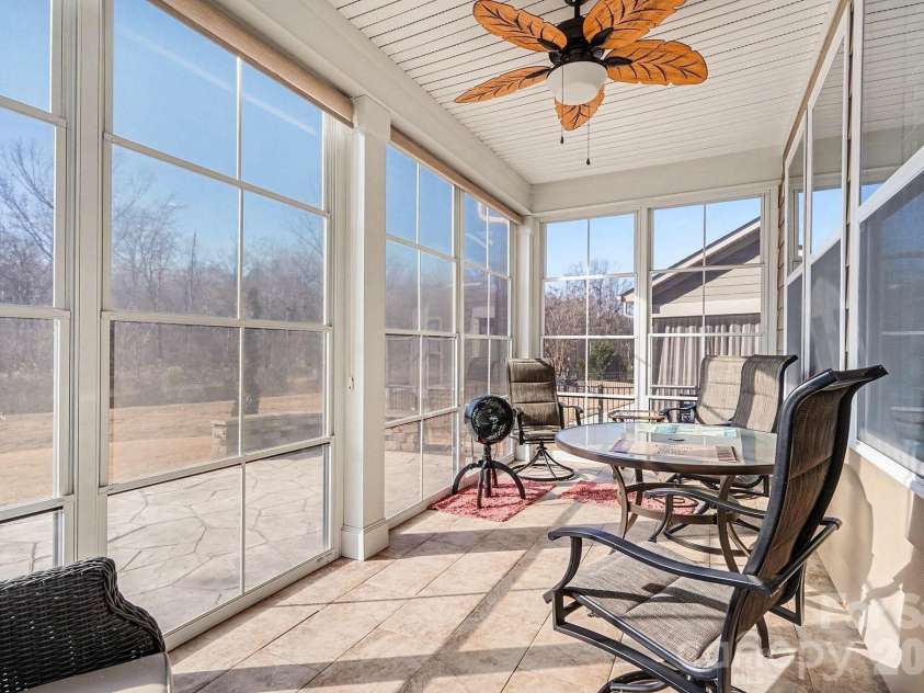 8407 Festival Way, Charlotte, NC 28215.  MLS# CAR4330612, YatesRealty ID 3127. 