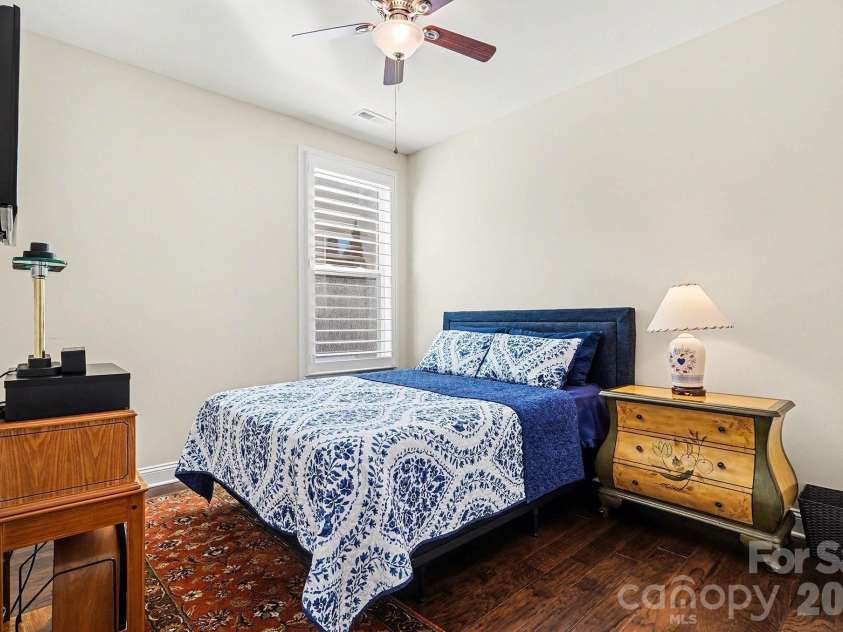 8407 Festival Way, Charlotte, NC 28215.  MLS# CAR4330612, YatesRealty ID 3127. 