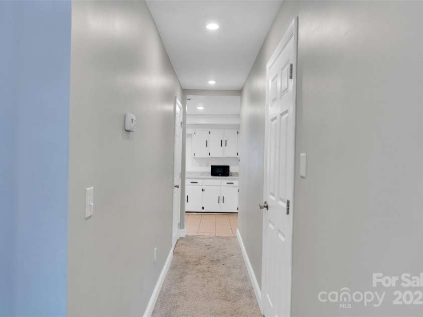 103 W 13th Street, Kannapolis, NC 28081.  MLS# CAR4284889, YatesRealty ID 31270. Vacant unit- Ground Floor