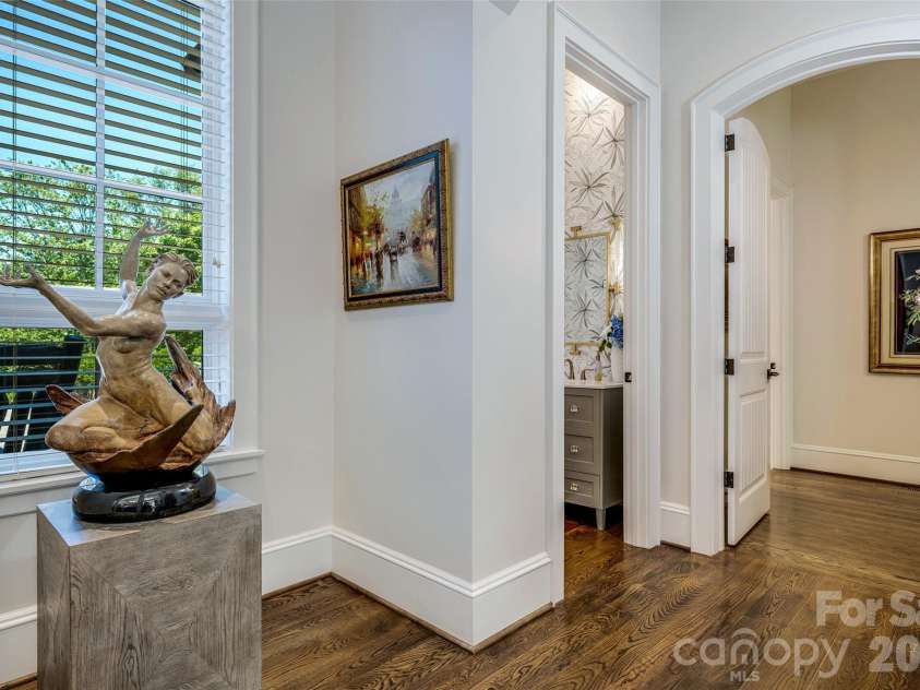 11 Beadle Lane, Asheville, NC 28803.  MLS# CAR4384747, YatesRealty ID 31270. 