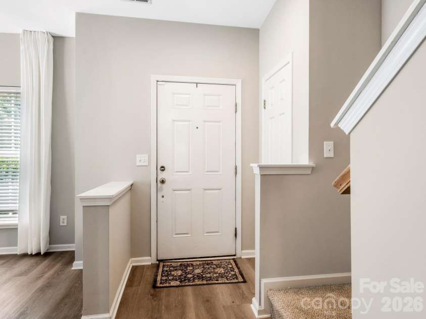 12327 Jessica Place, Charlotte, NC 28269.  MLS# CAR4394102, YatesRealty ID 31271. Entry Way