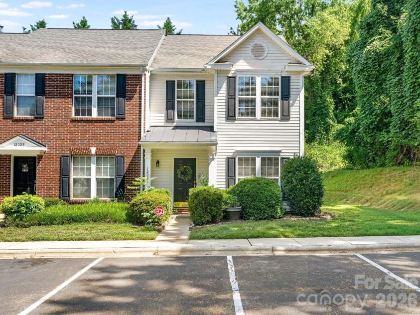 12327 Jessica Place, Charlotte, NC 28269.  MLS# CAR4394102, YatesRealty ID 31271. Front Exterior