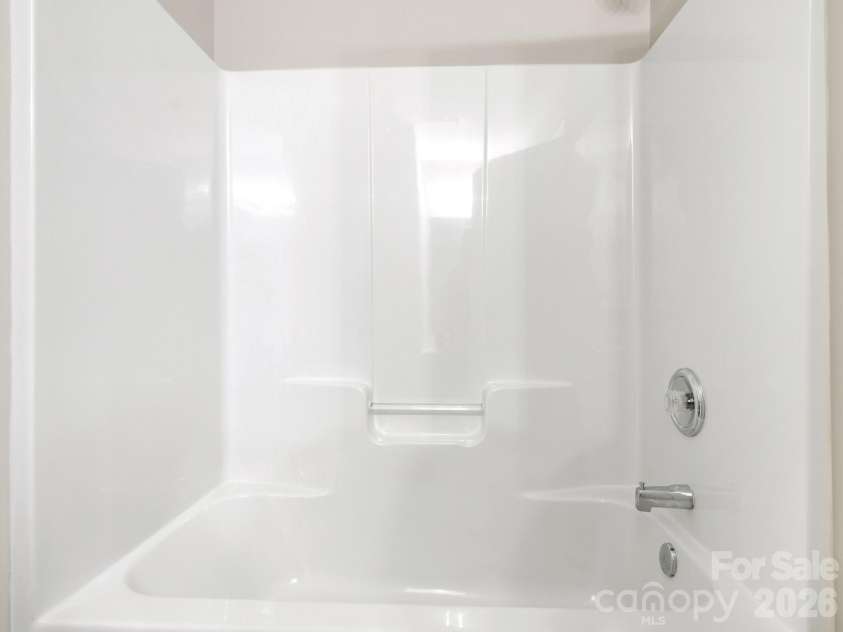 12327 Jessica Place, Charlotte, NC 28269.  MLS# CAR4394102, YatesRealty ID 31271. Primary Bathroom