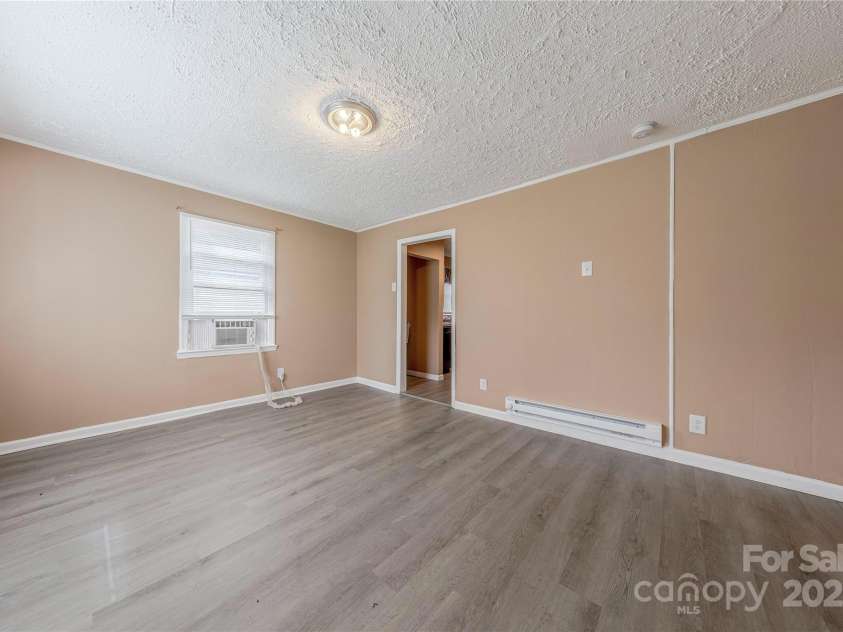 329 Arnold Street, Rock Hill, SC 29730.  MLS# CAR4281210, YatesRealty ID 31274. 