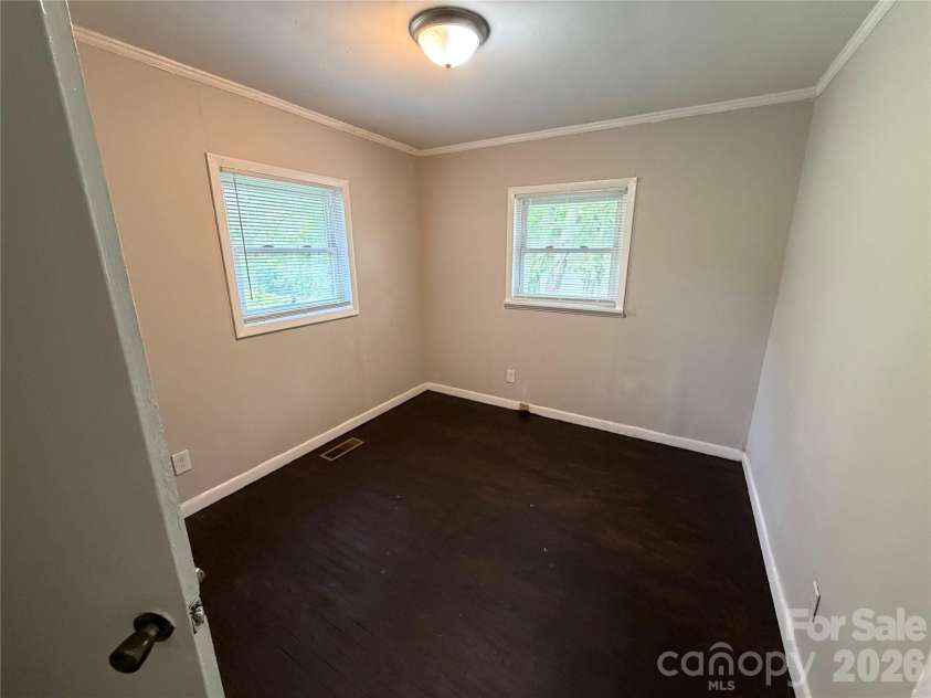 1320 Kenly Street, Salisbury, NC 28144.  MLS# CAR4395295, YatesRealty ID 31275. Hall bath
