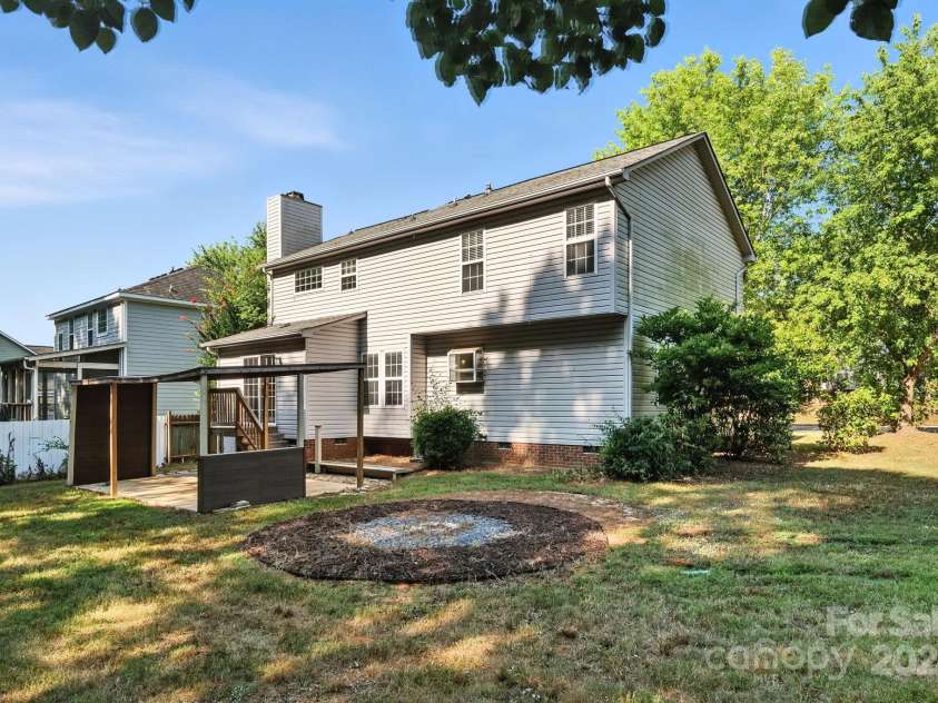 9003 Steelechase Drive, Charlotte, NC 28273.  MLS# CAR4288220, YatesRealty ID 31275. Back of House