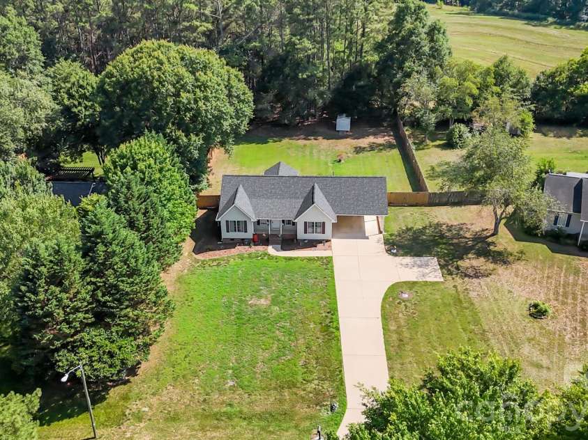 114 Toney Street, Shelby, NC 28152.  MLS# CAR4392803, YatesRealty ID 31276. 