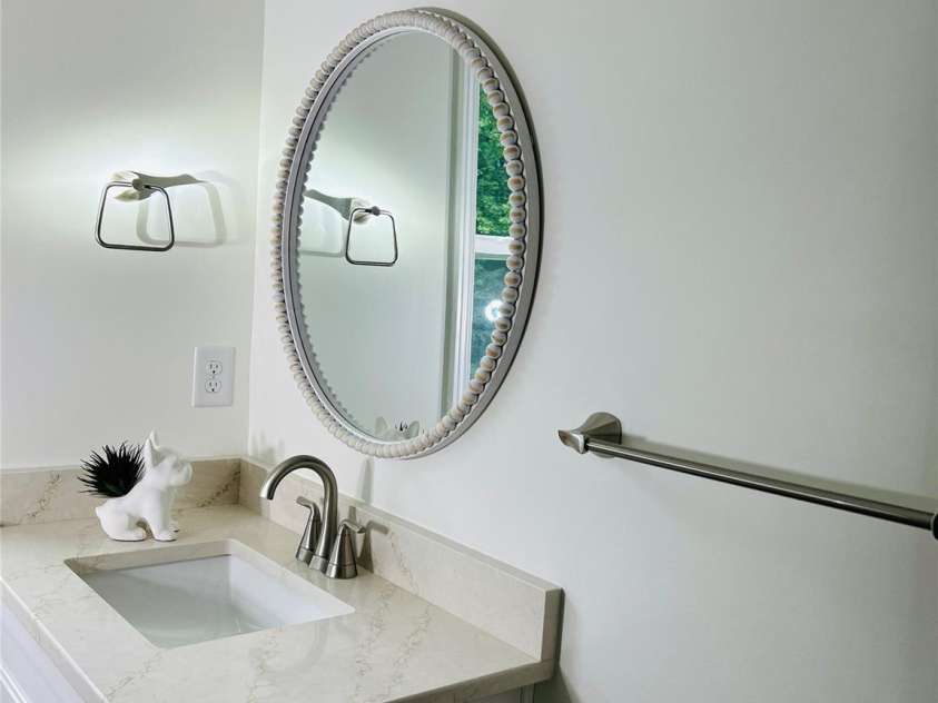 13715 Circle Drive, Charlotte, NC 28262.  MLS# CAR4282212, YatesRealty ID 31277. 