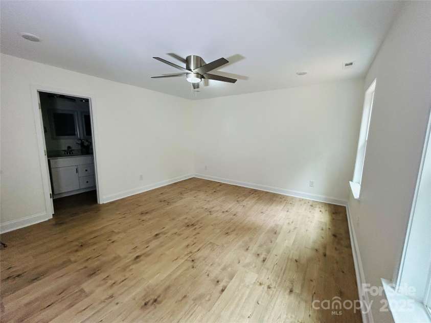 13715 Circle Drive, Charlotte, NC 28262.  MLS# CAR4282212, YatesRealty ID 31277. 