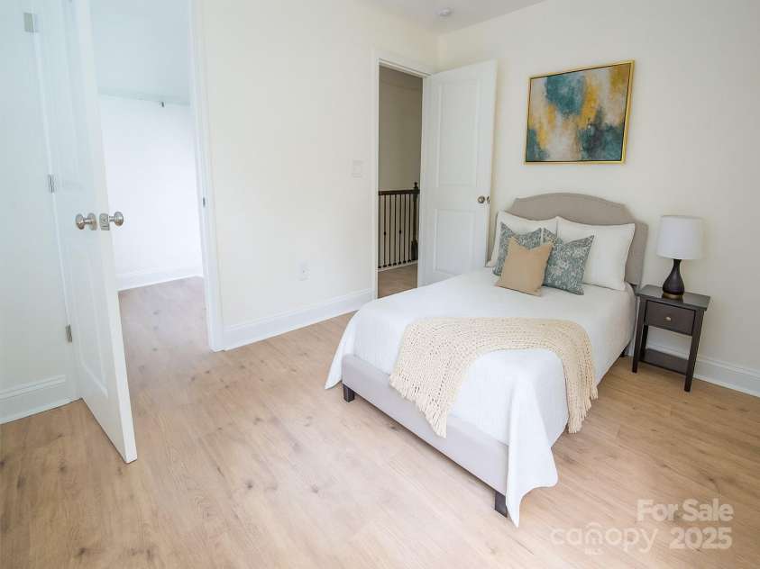 13715 Circle Drive, Charlotte, NC 28262.  MLS# CAR4282212, YatesRealty ID 31277. 