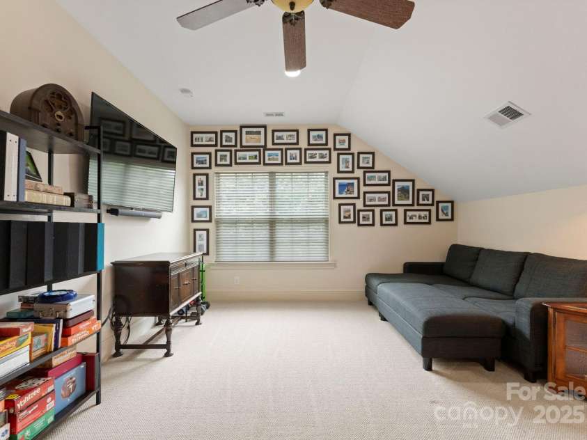 912 Oleander Lane, Waxhaw, NC 28173.  MLS# CAR4290027, YatesRealty ID 31279. Bonus/Bedroom 6