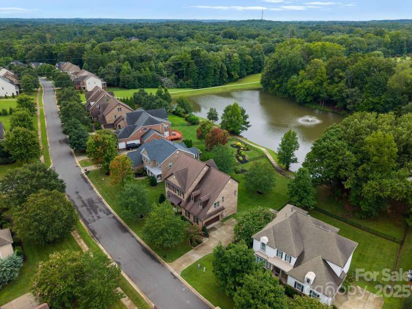 912 Oleander Lane, Waxhaw, NC 28173.  MLS# CAR4290027, YatesRealty ID 31279. Ready for you to make it your own