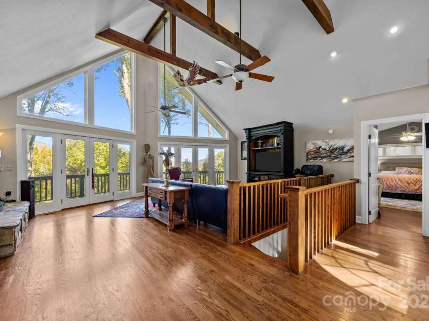 69 Blowing Ridge Lane, Sylva, NC 28779.  MLS# CAR4313190, YatesRealty ID 3128. 