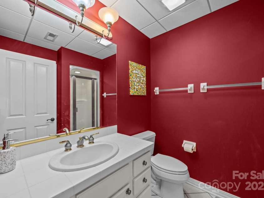 69 Blowing Ridge Lane, Sylva, NC 28779.  MLS# CAR4313190, YatesRealty ID 3128. 