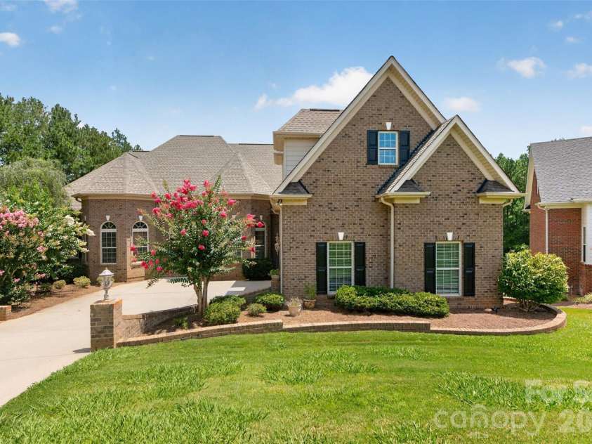 458 Inverness Place, Rock Hill, SC 29730.  MLS# CAR4352853, YatesRealty ID 31282. 
