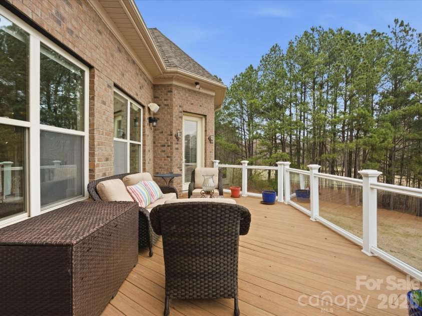 458 Inverness Place, Rock Hill, SC 29730.  MLS# CAR4352853, YatesRealty ID 31282. And accessible from the kitchen
