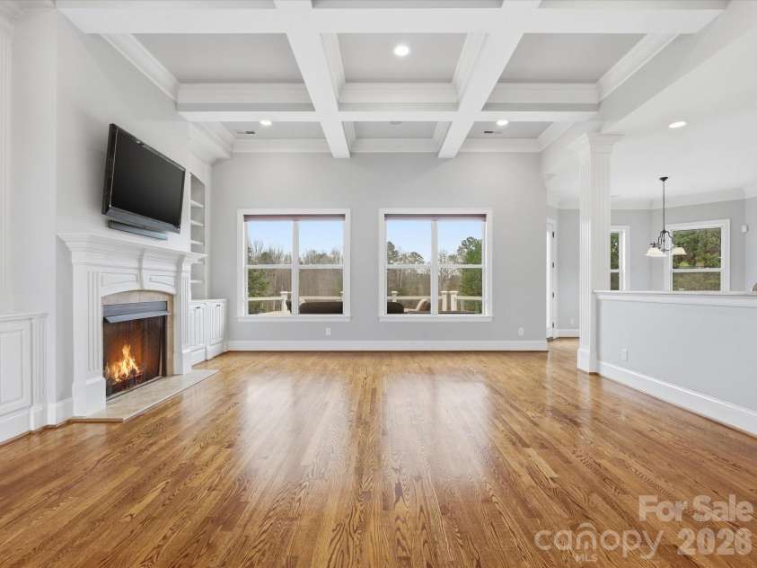 458 Inverness Place, Rock Hill, SC 29730.  MLS# CAR4352853, YatesRealty ID 31282. Beautiful built-in bookshelves and coffered ceiling