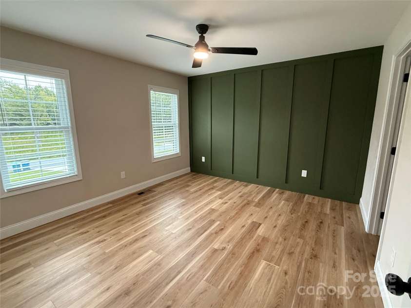 406 Greenlea Circle, Taylorsville, NC 28681.  MLS# CAR4281434, YatesRealty ID 31283. 