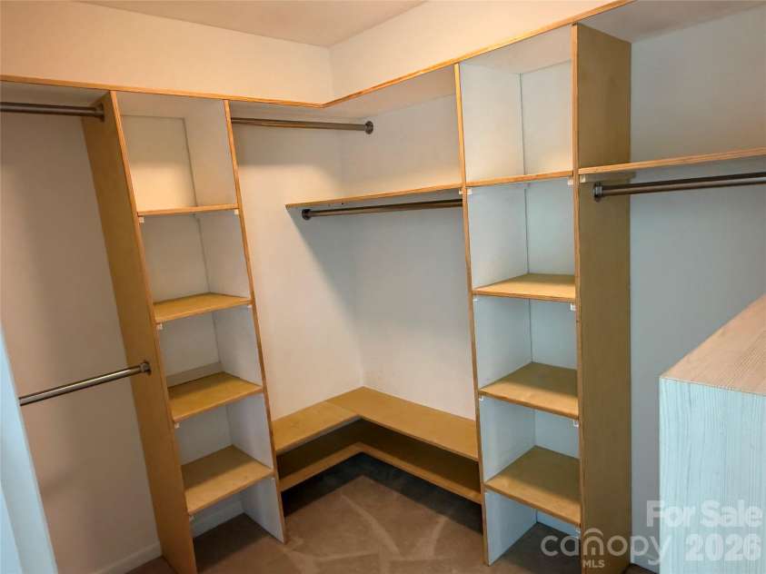 9007 Goldfields Drive, Charlotte, NC 28227.  MLS# CAR4383899, YatesRealty ID 31283. 