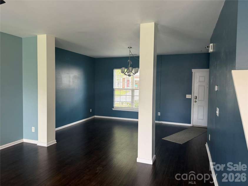 9007 Goldfields Drive, Charlotte, NC 28227.  MLS# CAR4383899, YatesRealty ID 31283. Dinning room and Enterance