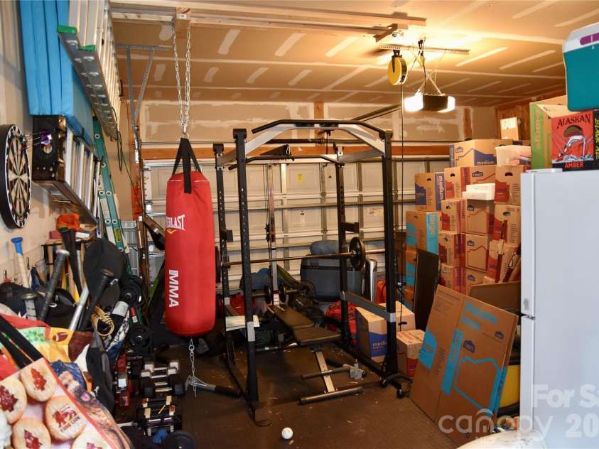 9007 Goldfields Drive, Charlotte, NC 28227.  MLS# CAR4383899, YatesRealty ID 31283. Garage