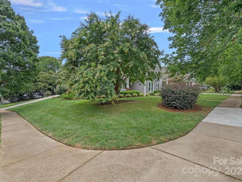 14207 Hudson Park Lane, Huntersville, NC 28078.  MLS# CAR4288875, YatesRealty ID 31284. Corner lot