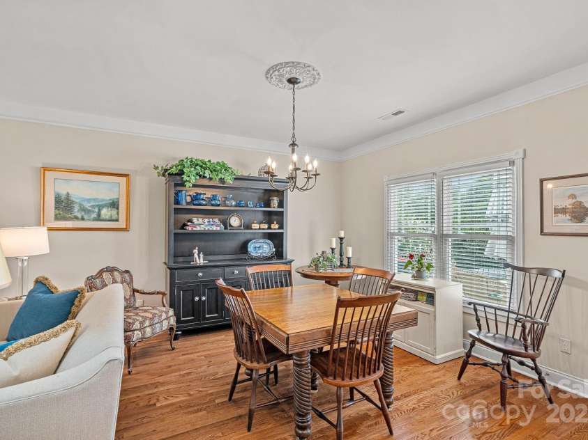 14207 Hudson Park Lane, Huntersville, NC 28078.  MLS# CAR4288875, YatesRealty ID 31284. Dining area