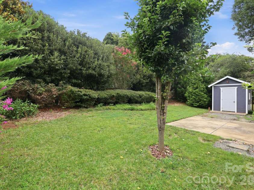 5244 Moonlight Trail, Concord, NC 28025.  MLS# CAR4390490, YatesRealty ID 31284. 