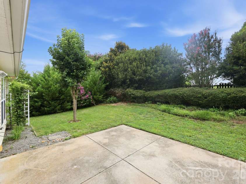 5244 Moonlight Trail, Concord, NC 28025.  MLS# CAR4390490, YatesRealty ID 31284. 