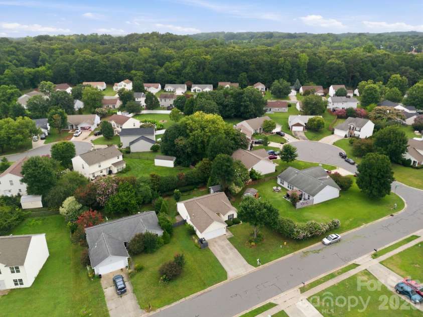 5244 Moonlight Trail, Concord, NC 28025.  MLS# CAR4390490, YatesRealty ID 31284. 