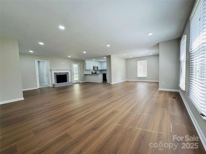 2443 1st Street Place, Hickory, NC 28601.  MLS# CAR4280210, YatesRealty ID 31287. 