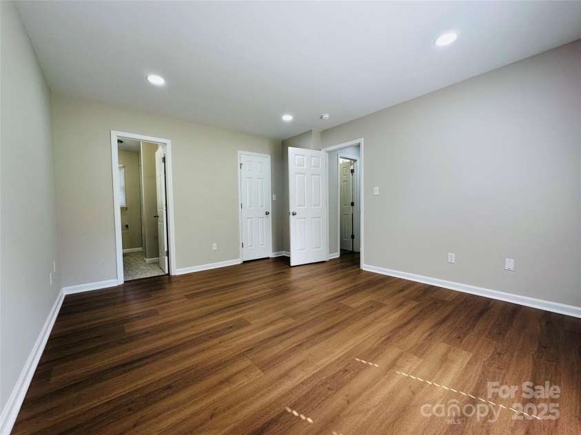 2443 1st Street Place, Hickory, NC 28601.  MLS# CAR4280210, YatesRealty ID 31287. 