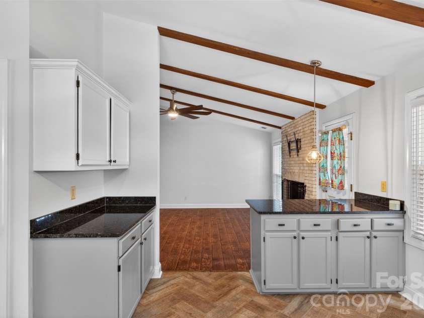 7148 Powder Mill Place, Charlotte, NC 28277.  MLS# CAR4379444, YatesRealty ID 31287. 