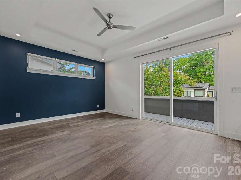 1243 Realta Drive, Charlotte, NC 28211.  MLS# CAR4389245, YatesRealty ID 31289. 