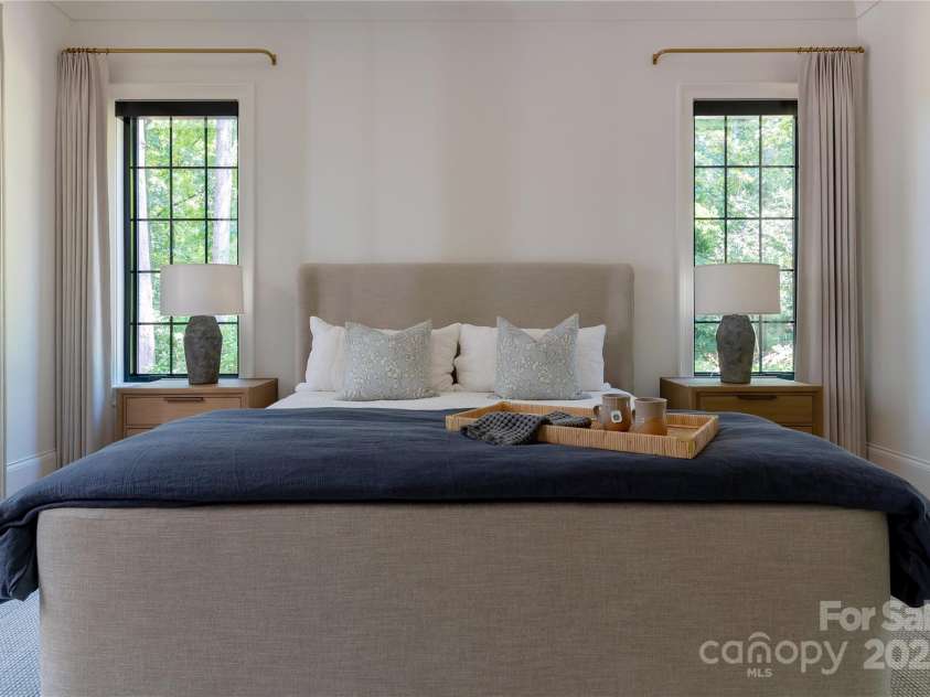 6000 Lansing Drive, Charlotte, NC 28270.  MLS# CAR4286481, YatesRealty ID 31289. 