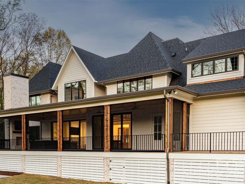 6000 Lansing Drive, Charlotte, NC 28270.  MLS# CAR4286481, YatesRealty ID 31289. 