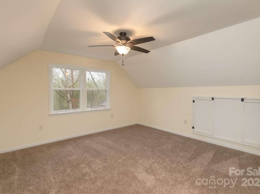 48 Rose Creek Cove Road, Franklin, NC 28734.  MLS# CAR4294253, YatesRealty ID 3129. 