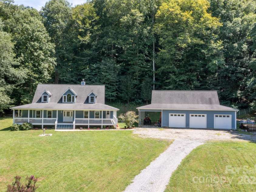 226 Wildcat Mountain Trail, Sylva, NC 28779.  MLS# CAR4284312, YatesRealty ID 31290. Gorgeous home on 35 acres with massive garage/workshop