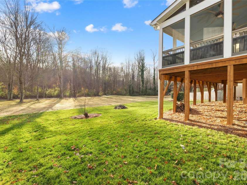 110 Easy Street, Mooresville, NC 28117.  MLS# CAR4332521, YatesRealty ID 31291. 