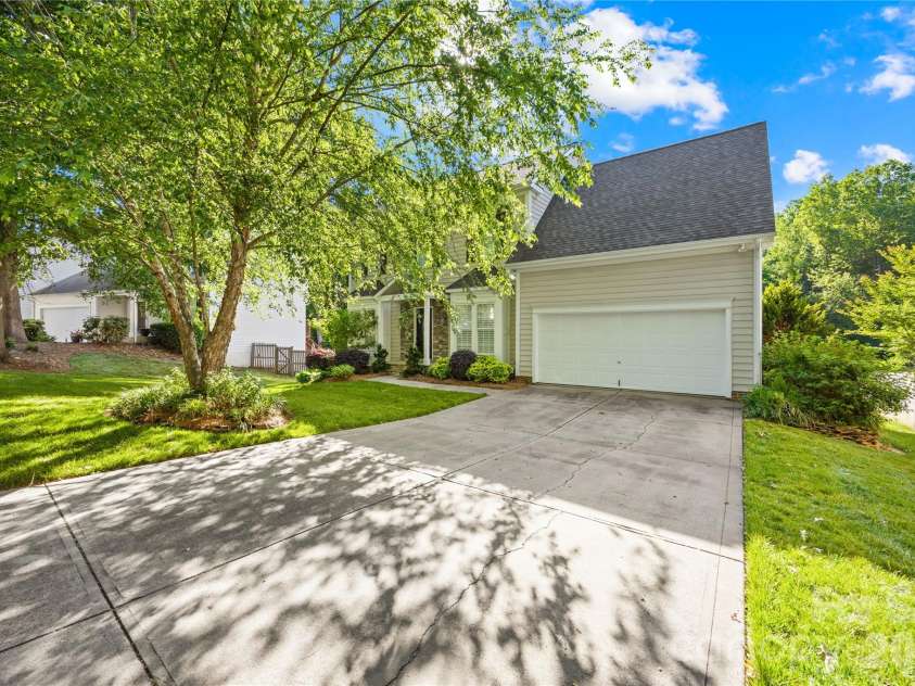 110 Easy Street, Mooresville, NC 28117.  MLS# CAR4332521, YatesRealty ID 31291. 