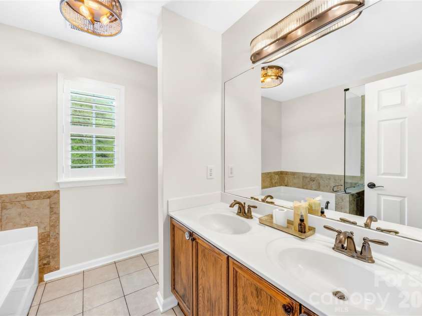 110 Easy Street, Mooresville, NC 28117.  MLS# CAR4332521, YatesRealty ID 31291. 